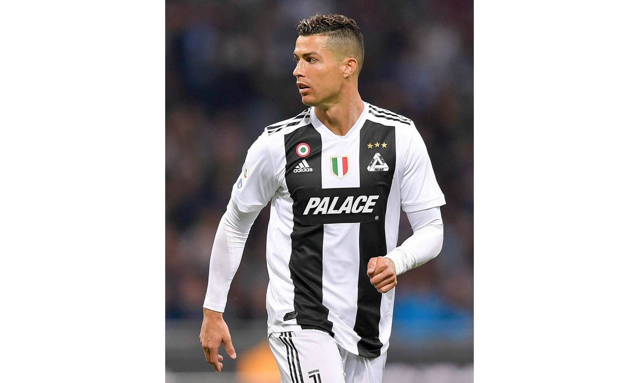 洛杉矶快船以131-116击败黄蜂，哈登55分创队史新高，成为NBA第四位得分超55分的球员，表现惊艳。（快船131-116力克黄蜂，哈登轰55分刷新队史纪录，成NBA史上第4位55+得分者，表现惊艳）