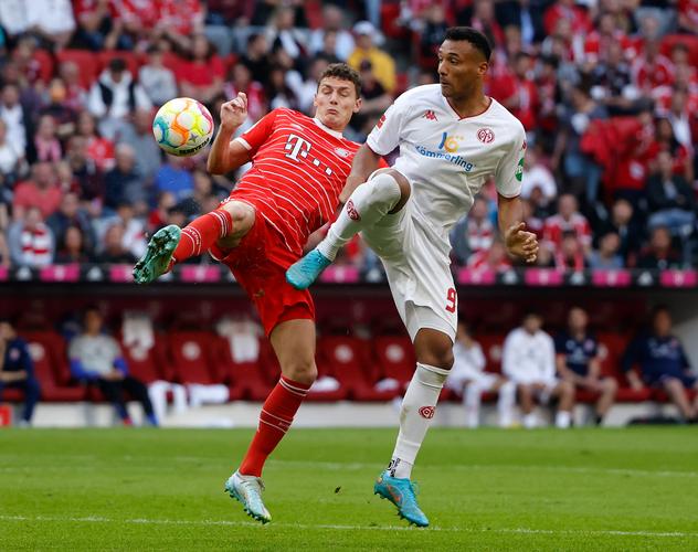 NBA战报：布朗30分8板，凯尔特人121-113击败猛龙（NBA快讯：布朗砍下30分8篮板，凯尔特人121-113力克猛龙）