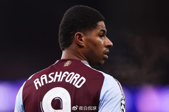 米体：路易斯-恩里克表现欠佳，没把握住这次宝贵的首发机会（米体：路易斯-恩里克状态低迷，未能抓住宝贵的首发机会）