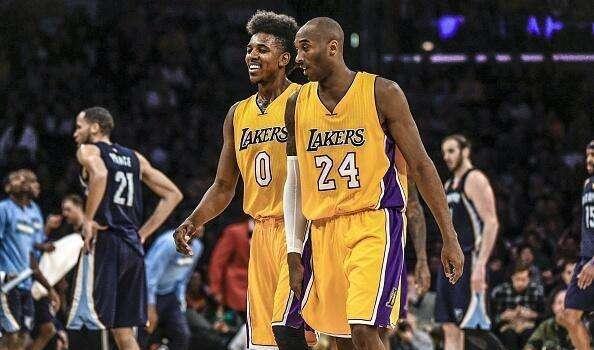 东体：中超在亚冠弱势已不可忍，赛制、外援接轨应拿出诚意（东体：中超亚冠疲软难以为继，赛制与外援政策须真诚接轨）