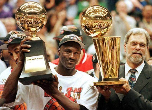 客场对贝蒂斯上半场就上演帽子戏法，费兰是西甲历史第一人（费兰客战贝蒂斯半场戴帽，成西甲历史第一人）