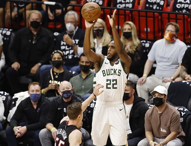 球队战术体系如何构建？（球队战术体系搭建指南）