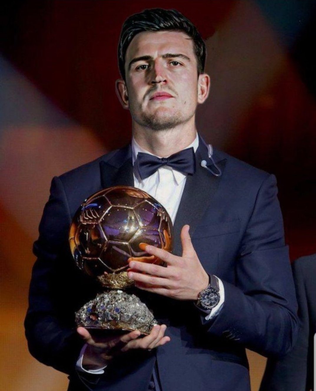 米体：泽林斯基出现轻微肌肉问题，可能不会出战比萨（米体：泽林斯基肌肉轻伤，出战比萨成疑）