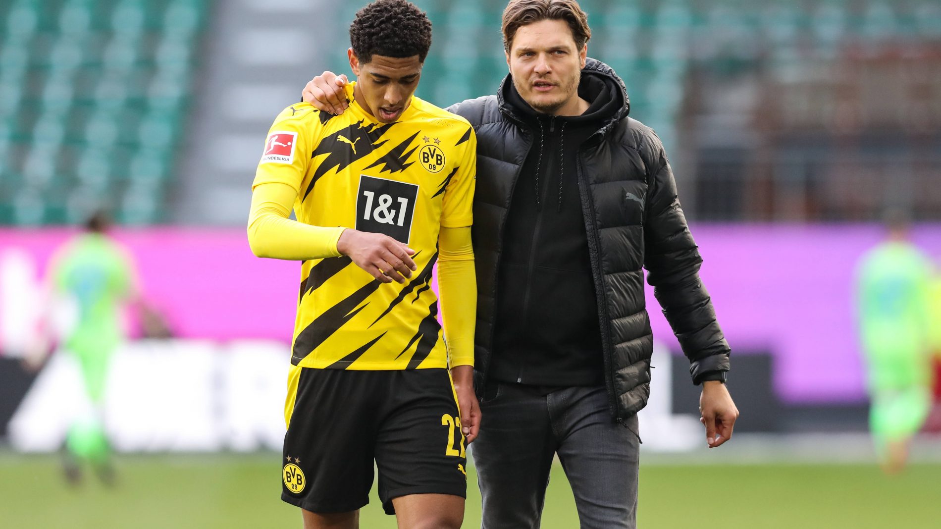 中超11月最佳阵容：法比奥、瓦科领衔，吴曦、王燊超入选（中超11月最佳阵容出炉：法比奥、瓦科领衔，吴曦与王燊超在列）