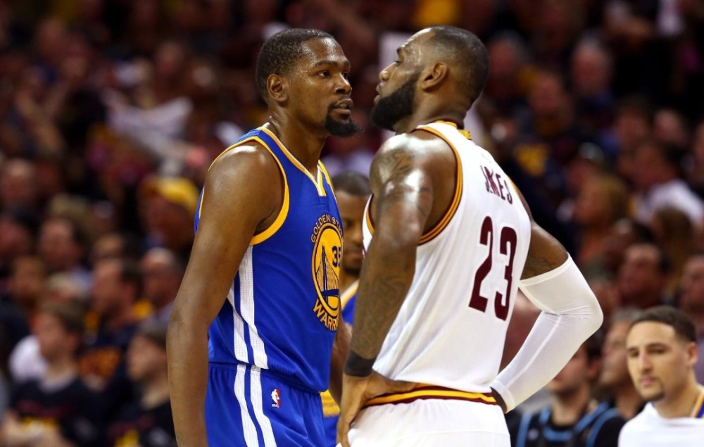 罗杰斯成为继B费后，第二位2025年送出10次英超助攻的球员（B费之后，罗杰斯成2025年第二位英超助攻上双的球员）