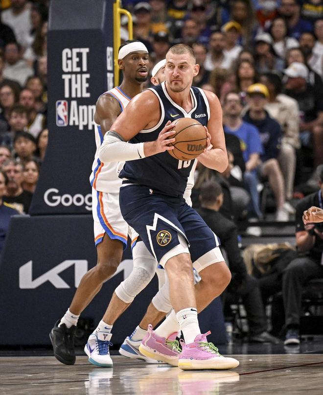 U16国足参加U17亚洲杯预选赛名单：邝兆镭在列，鲁能足校6人（U16国足出征U17亚预赛名单公布：邝兆镭入围，鲁能足校贡献6将）